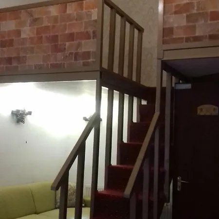 Happy Central 3 Apartment