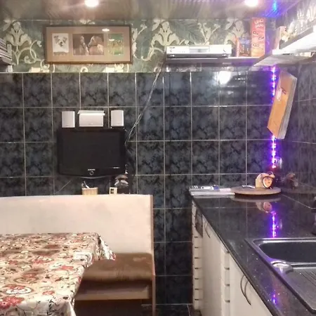 Apartment Happy Central 3 *